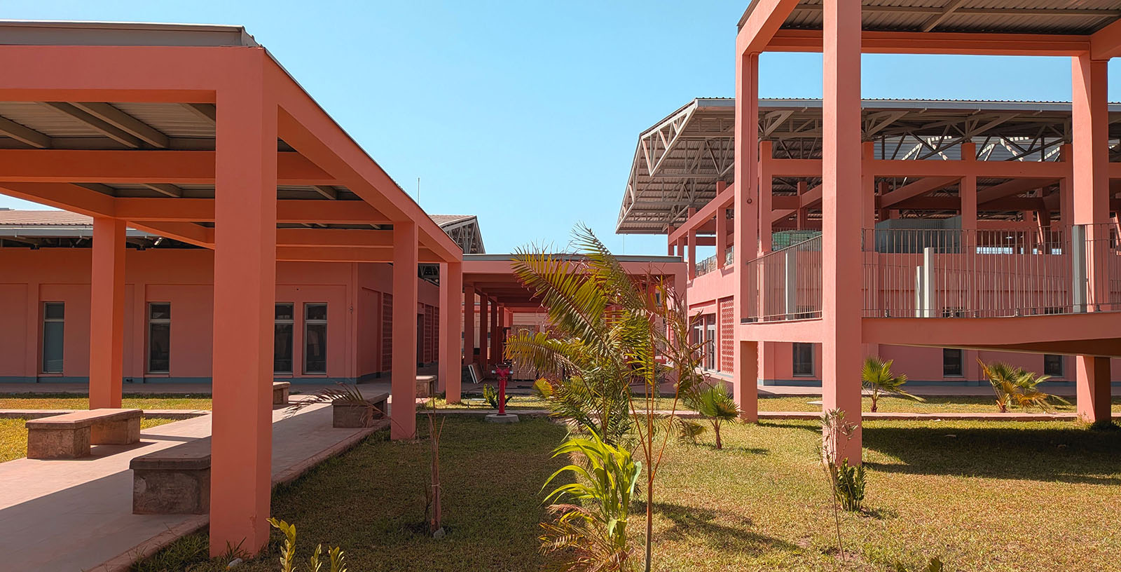 National Emergency Treatment Center & Public Health Lab